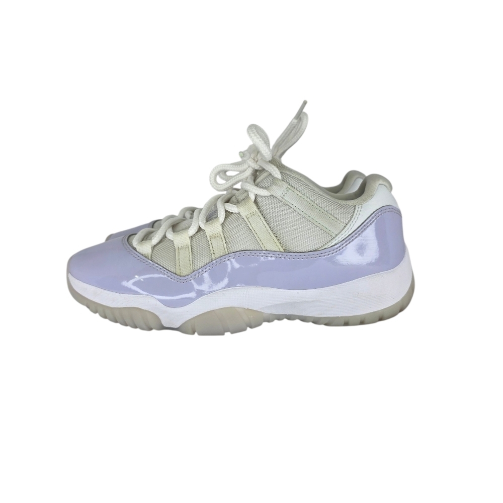 Air Jordan 11 Retro Low Pure Violet Womens Size 8.5 Athletic Sneaker AH7860-101